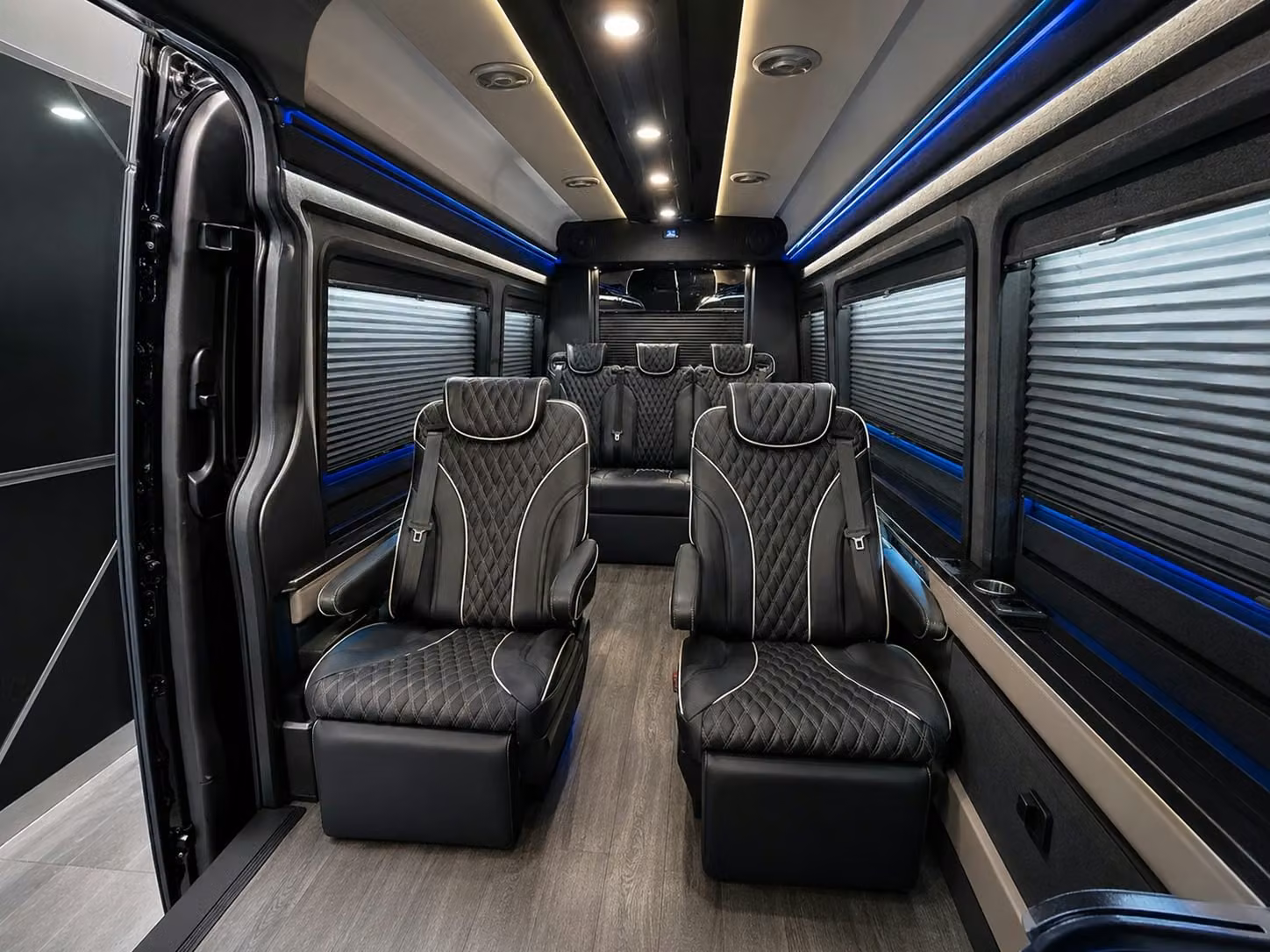 coachbusparma com will help you arrange hotel to airport shuttles across parma and greater cleveland