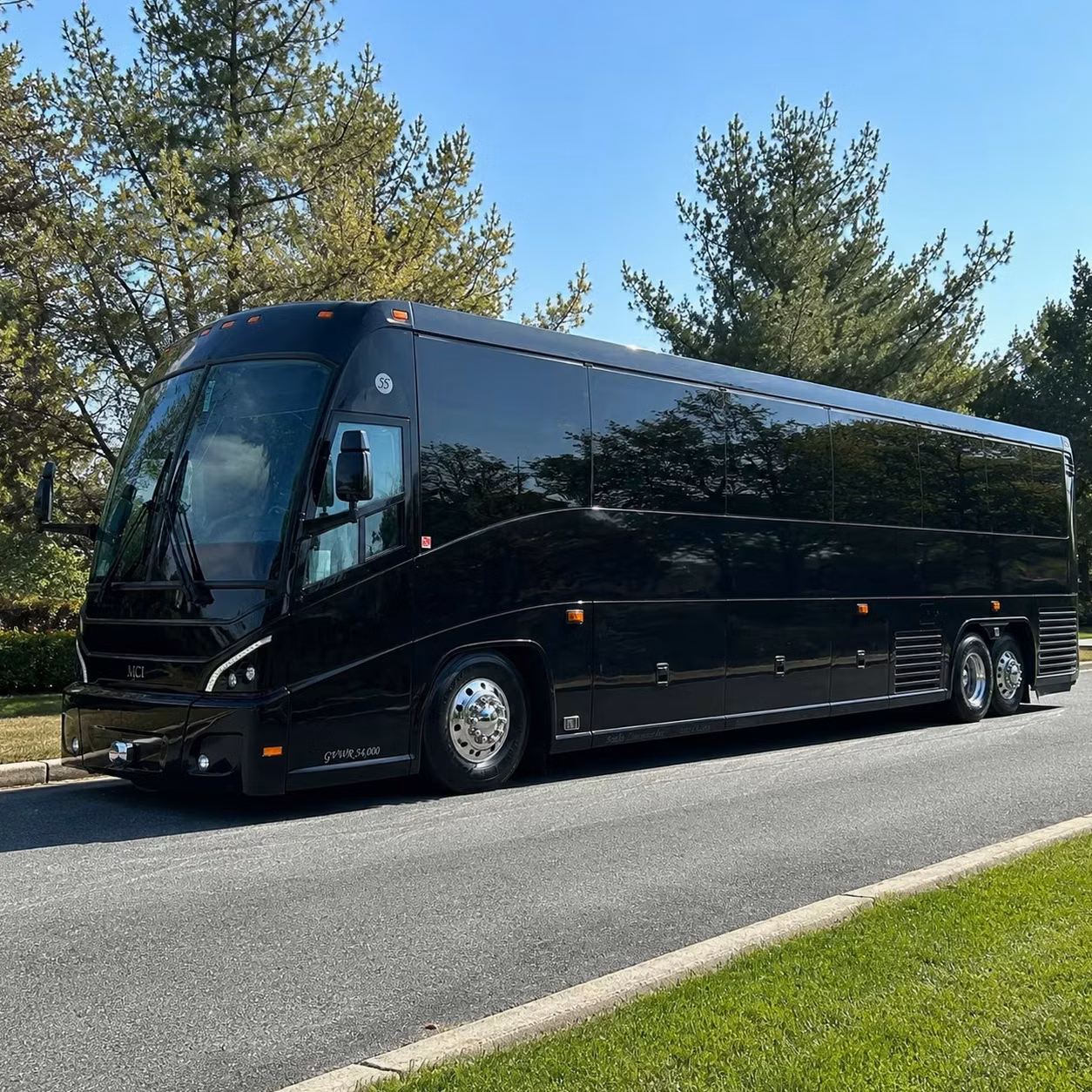reliable personnel shuttle services for parma government agencies and federal facilities